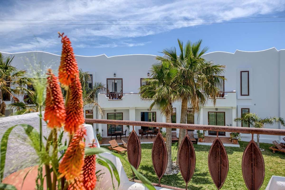 Apartamentos Turisticos Bahia De Trafalgar زاهورا المظهر الخارجي الصورة