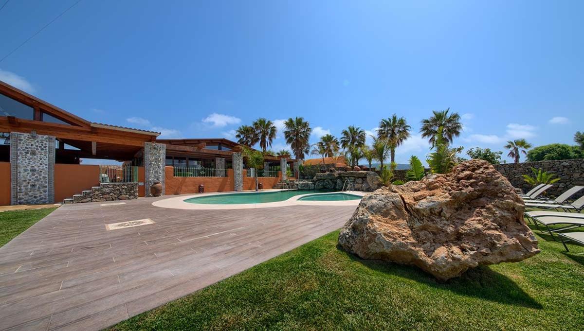 Apartamentos Turisticos Bahia De Trafalgar زاهورا المظهر الخارجي الصورة